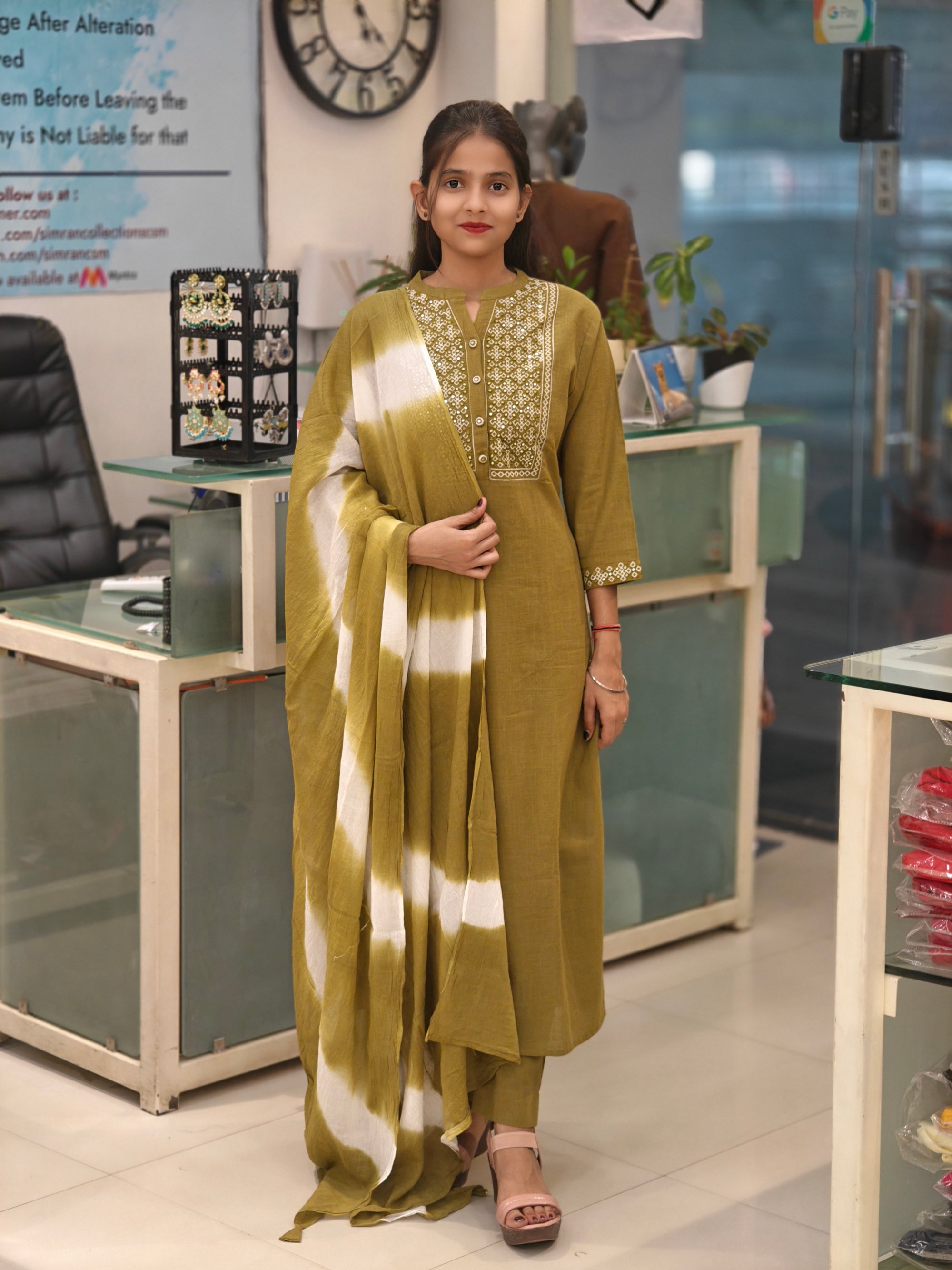 Linen Cotton Neck Embroidery Straight Kurti Pant Dupatta Set 012471