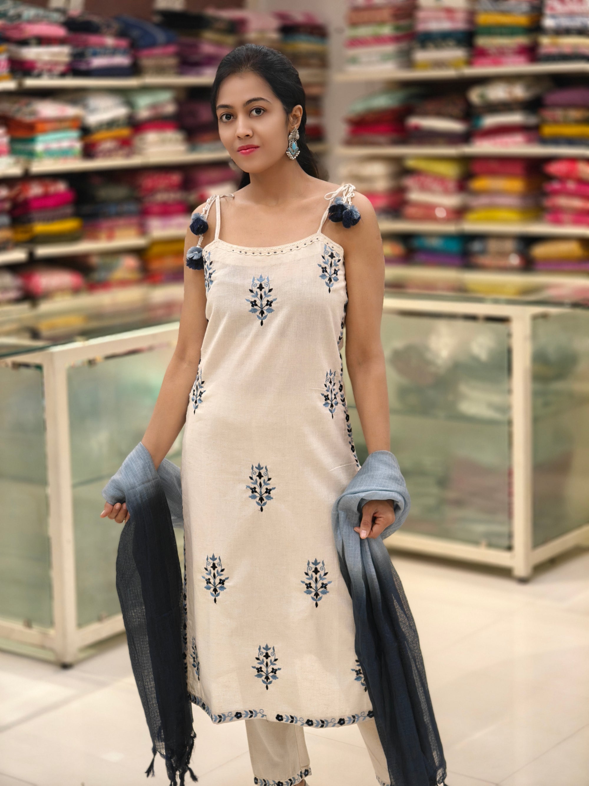 Pure Cotton Spaghetti Kurti Pant Dupatta Set! 012738