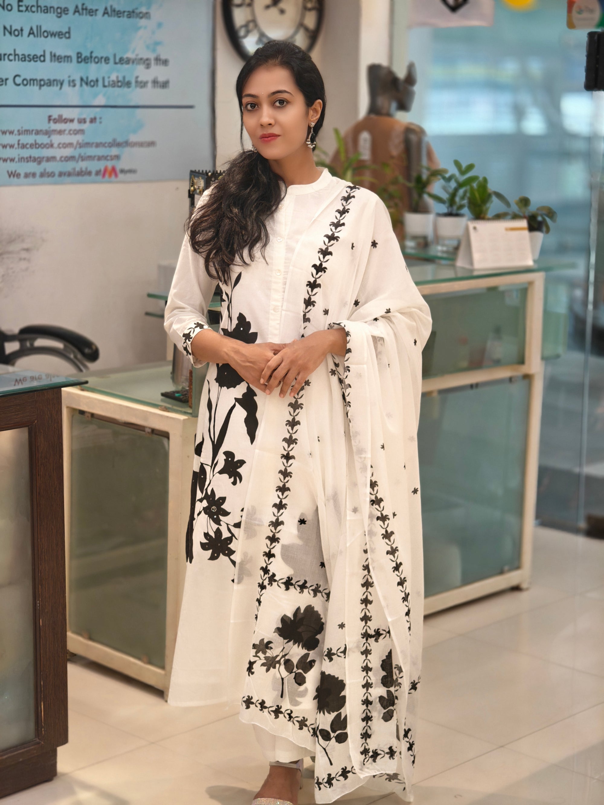 White & Black Mulmul Cotton Flared Kurti Pant Dupatta Set 013420
