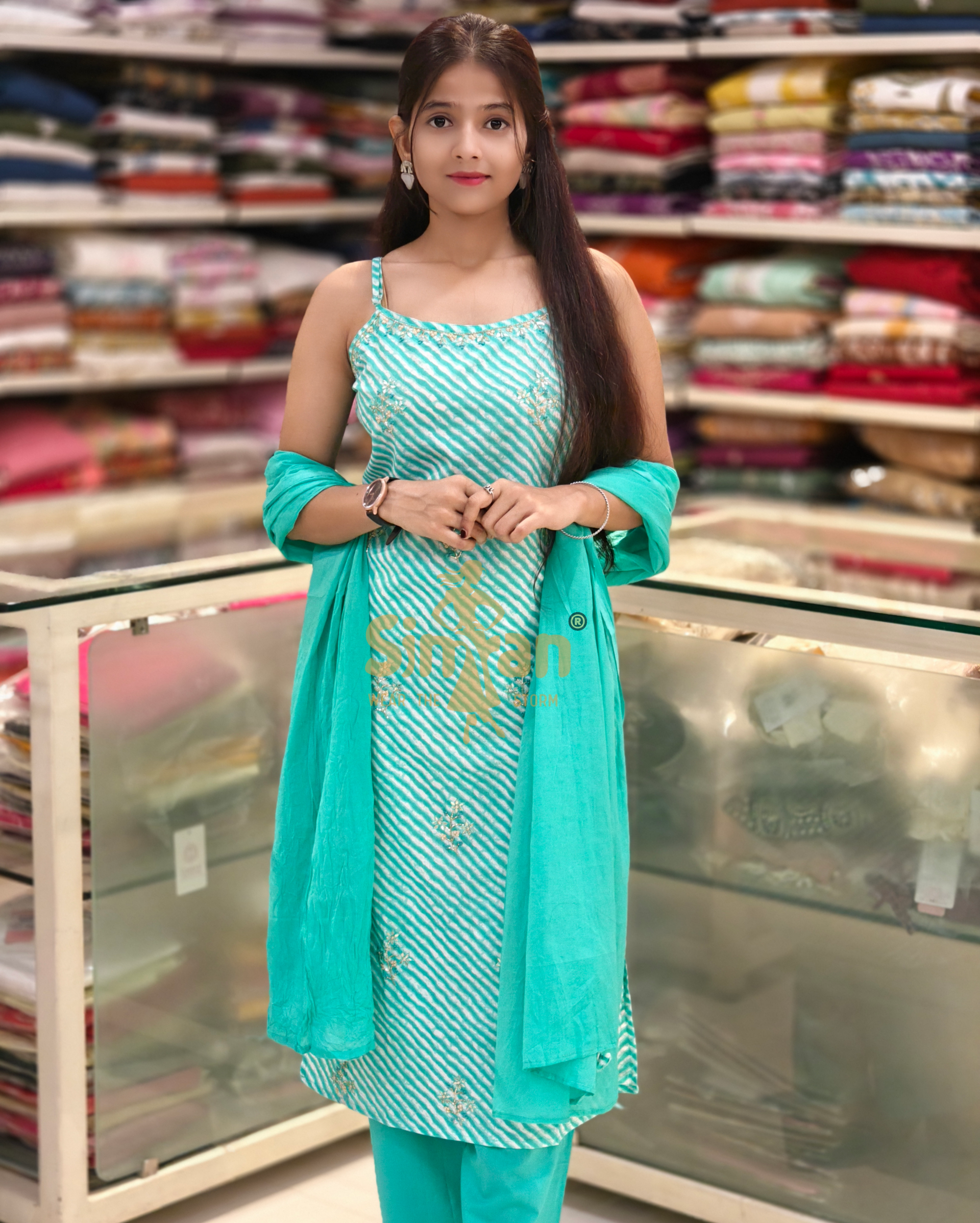 Leheriya Strappy Kurti Pant Dupatta Set 013956