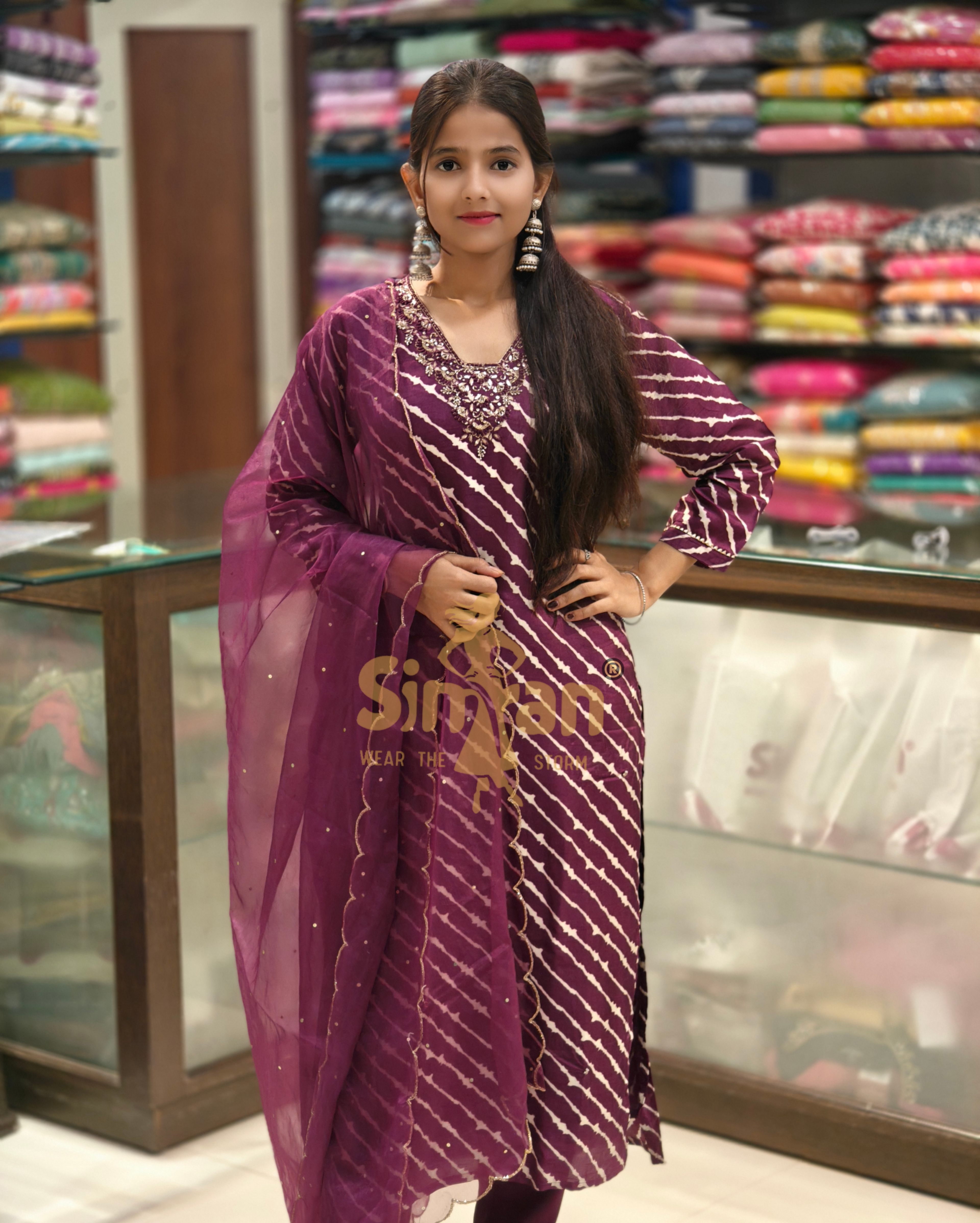 Crepe Leheriya Kurti Pant Dupatta Set 013959