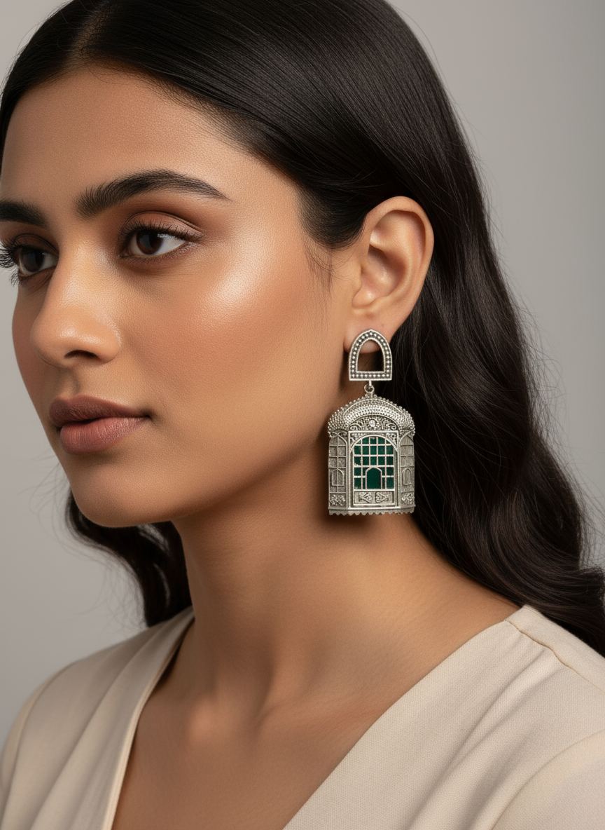 Fashionable Dangler 013719