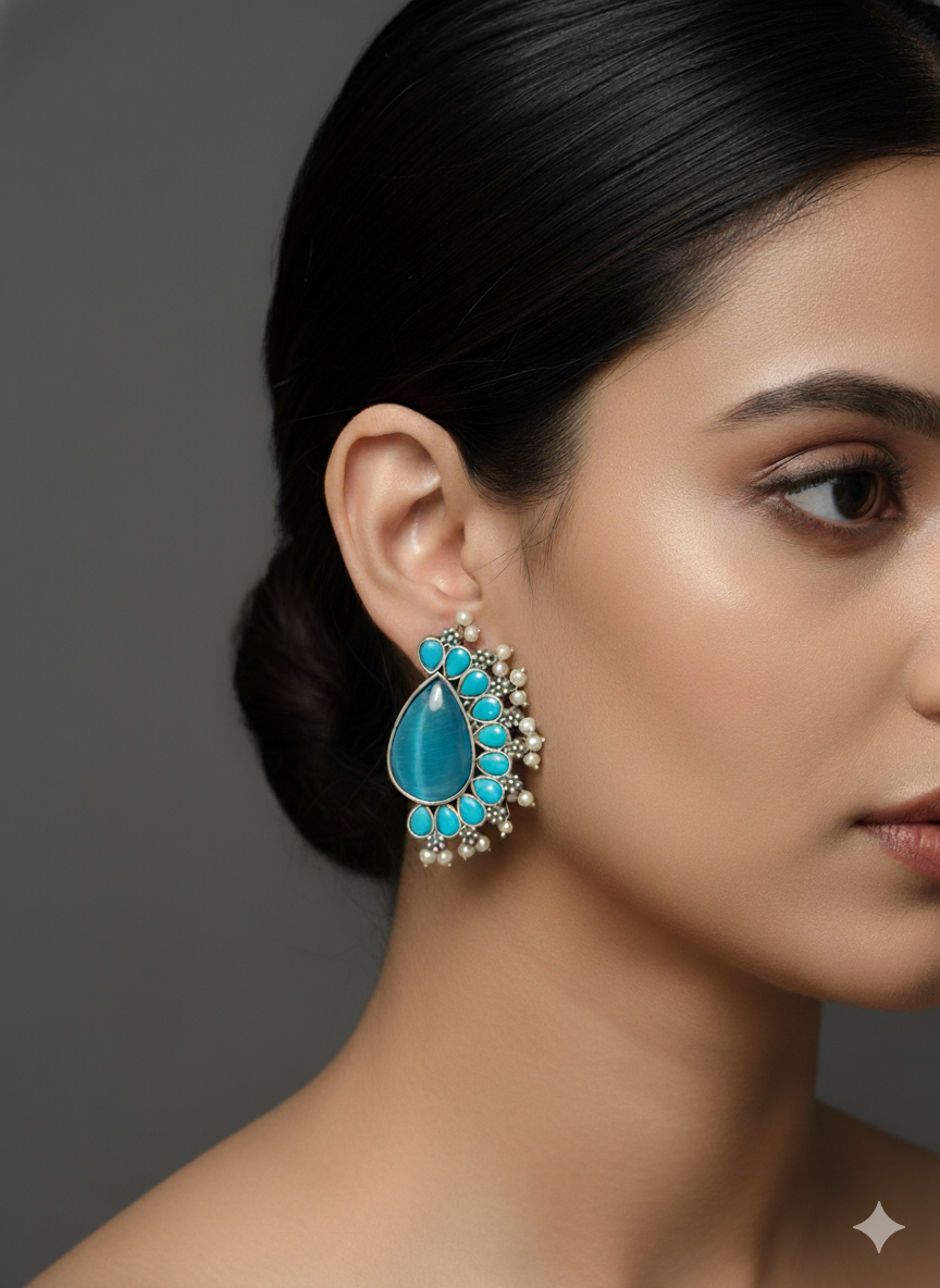 Fashionable Dangler 012022