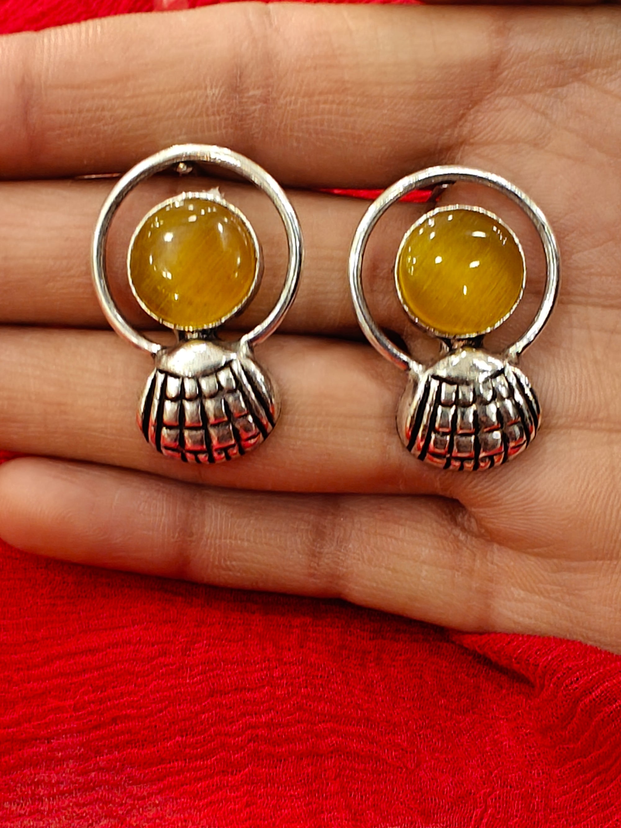 Fashionable Studs 012171