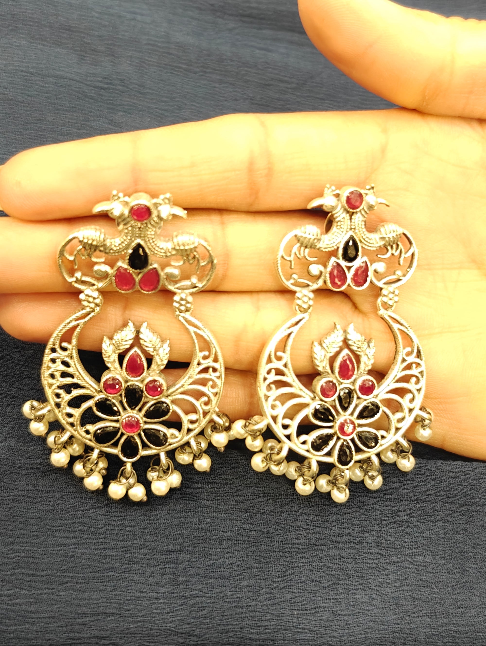 Fashionable Dangler 012164