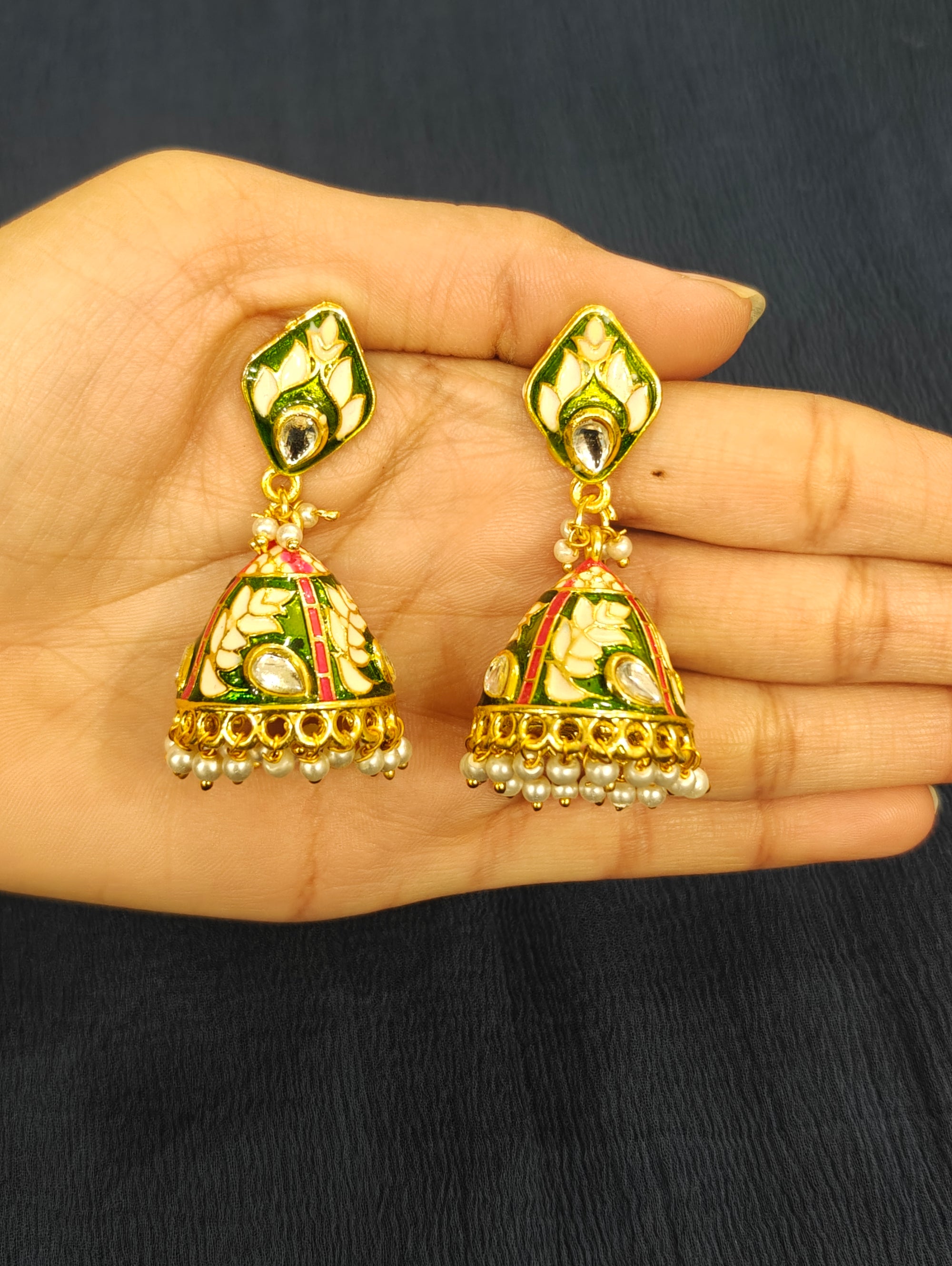 Fashionable Jhumki 012326