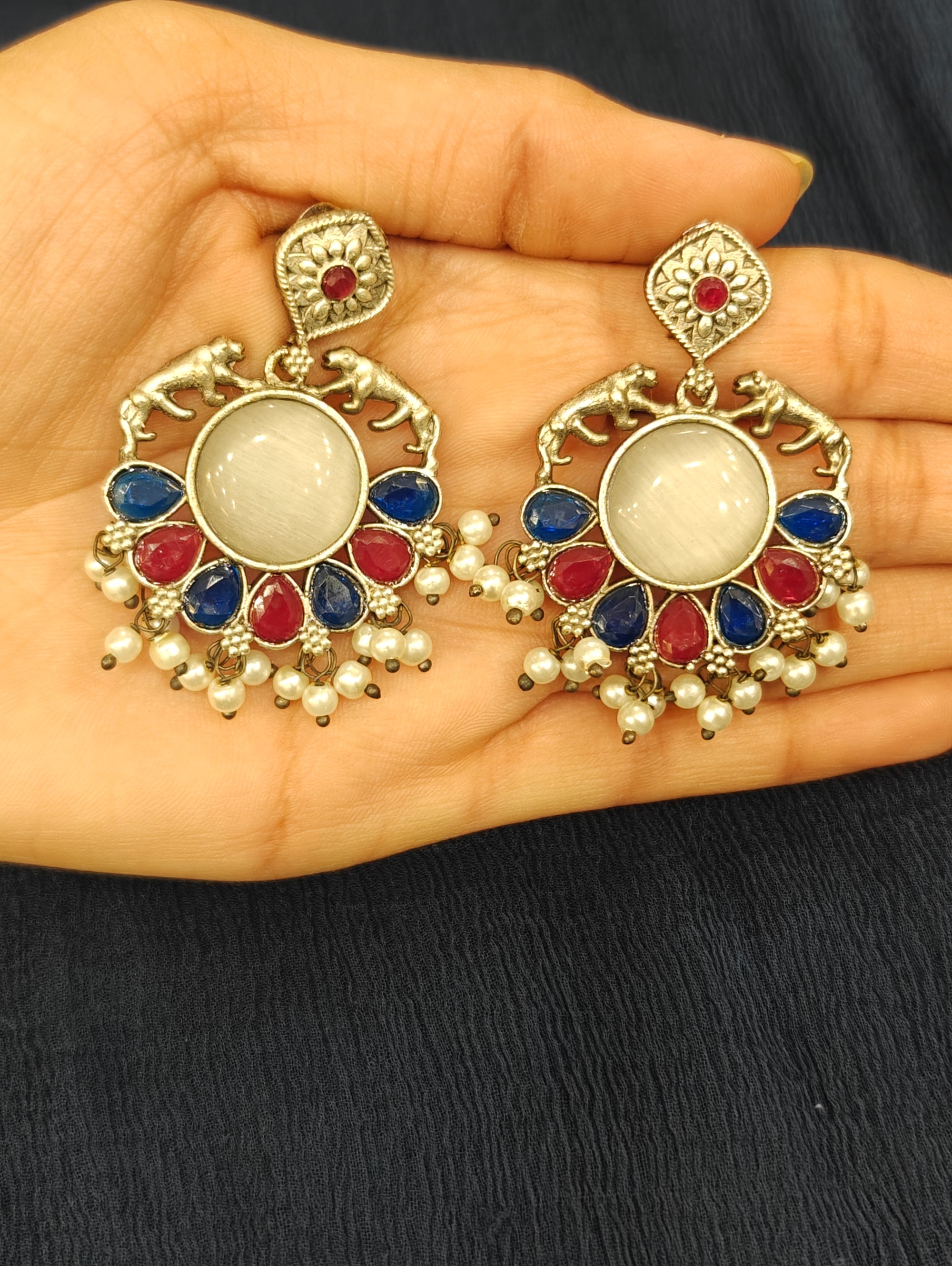 Fashionable Dangler 012206