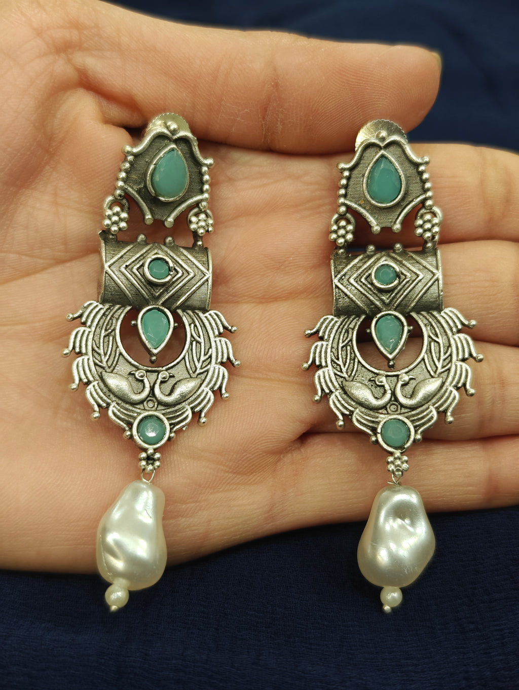 Fashionable Dangler 012185