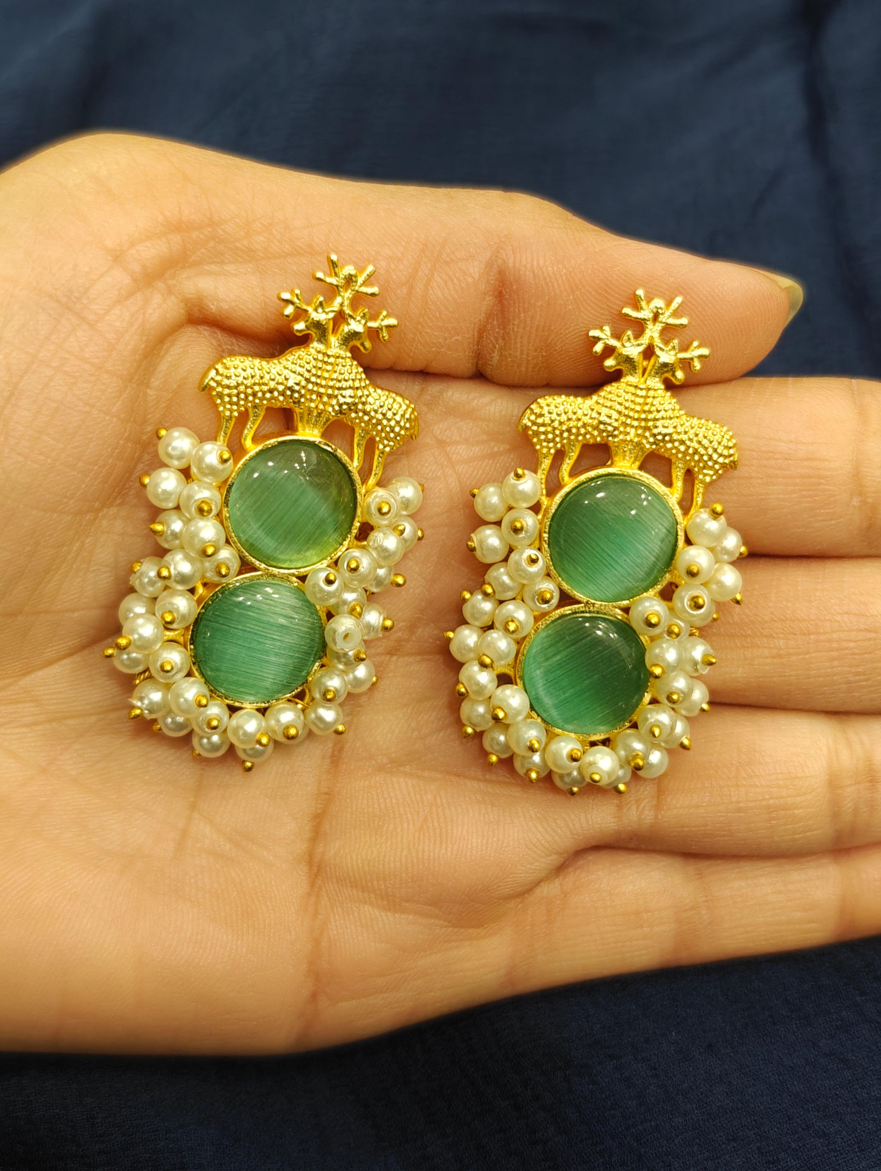 Fashionable Dangler 012003