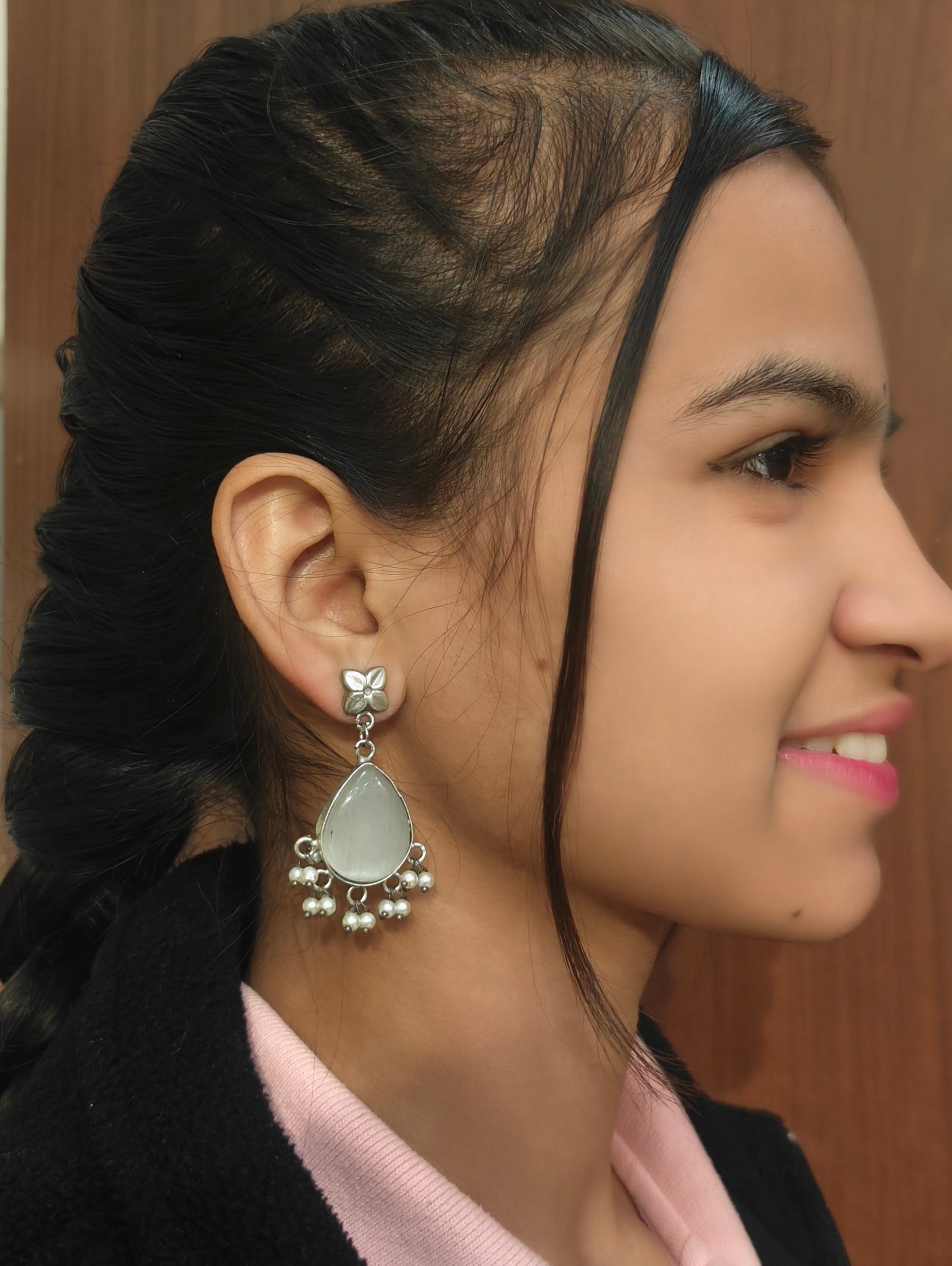 Fashionable Studs 012172
