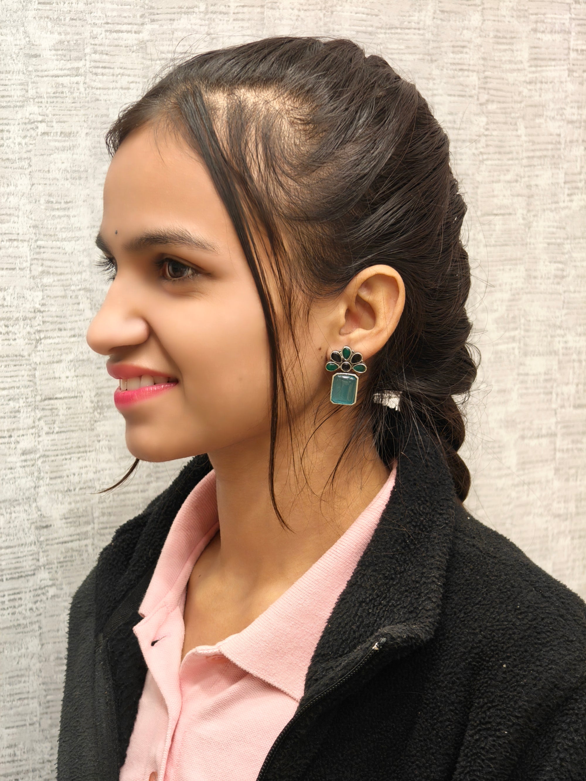 Fashionable Studs 012149