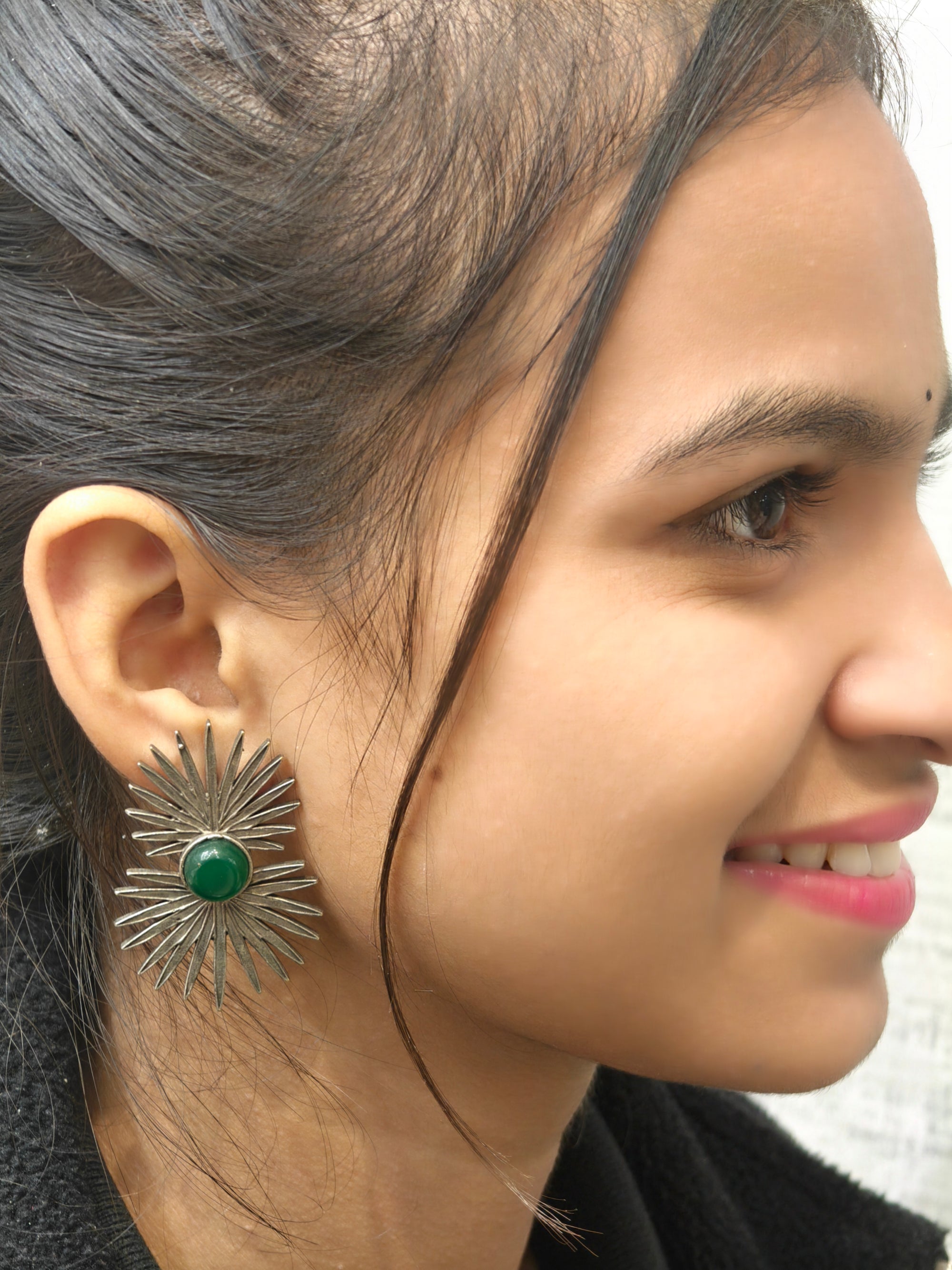 Fashionable Danglers 012032