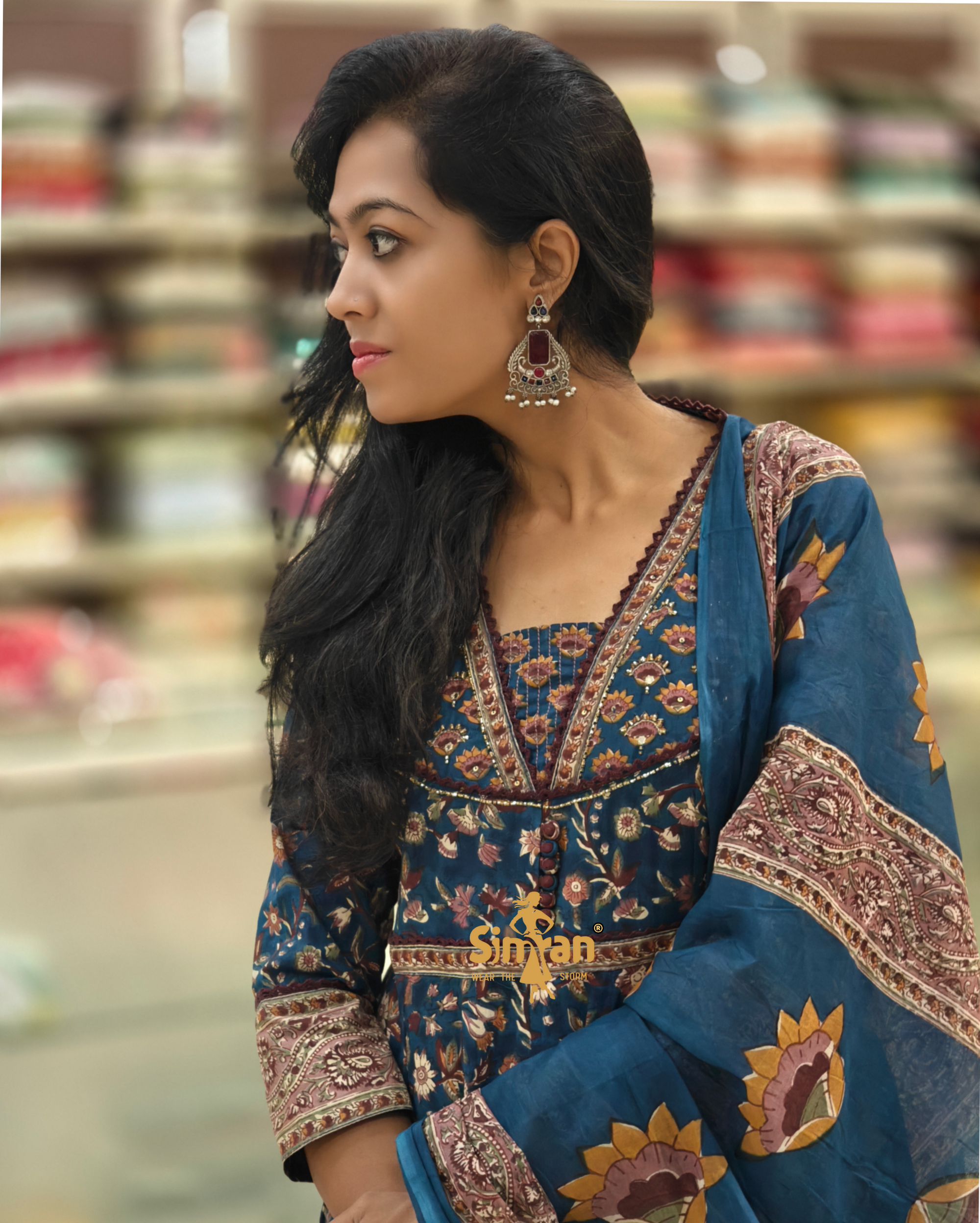 Kalamkari Flared Kurti Pant Dupatta Set 014409