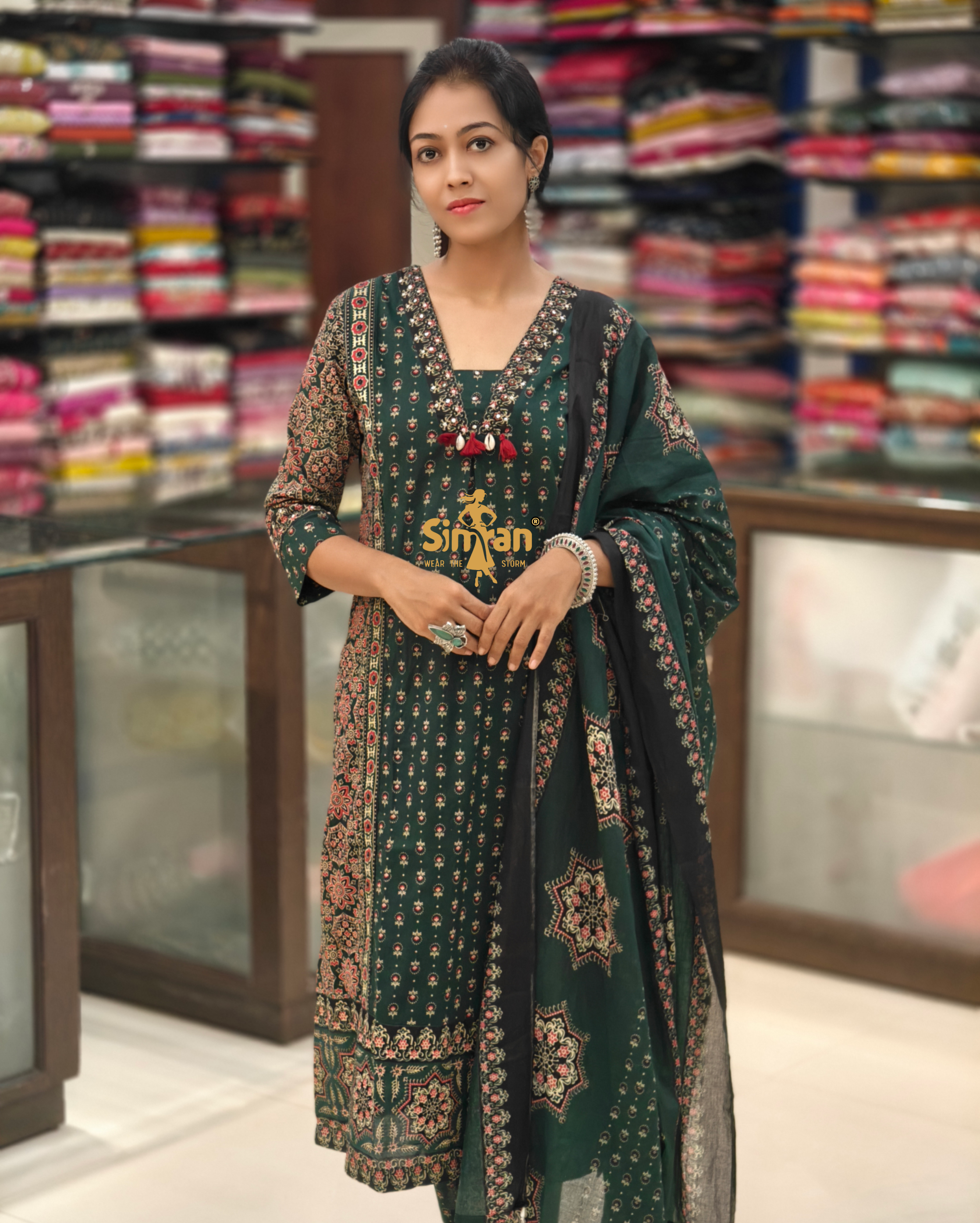 Ajrakh Print Straight Kurti Pant Dupatta Set 014357