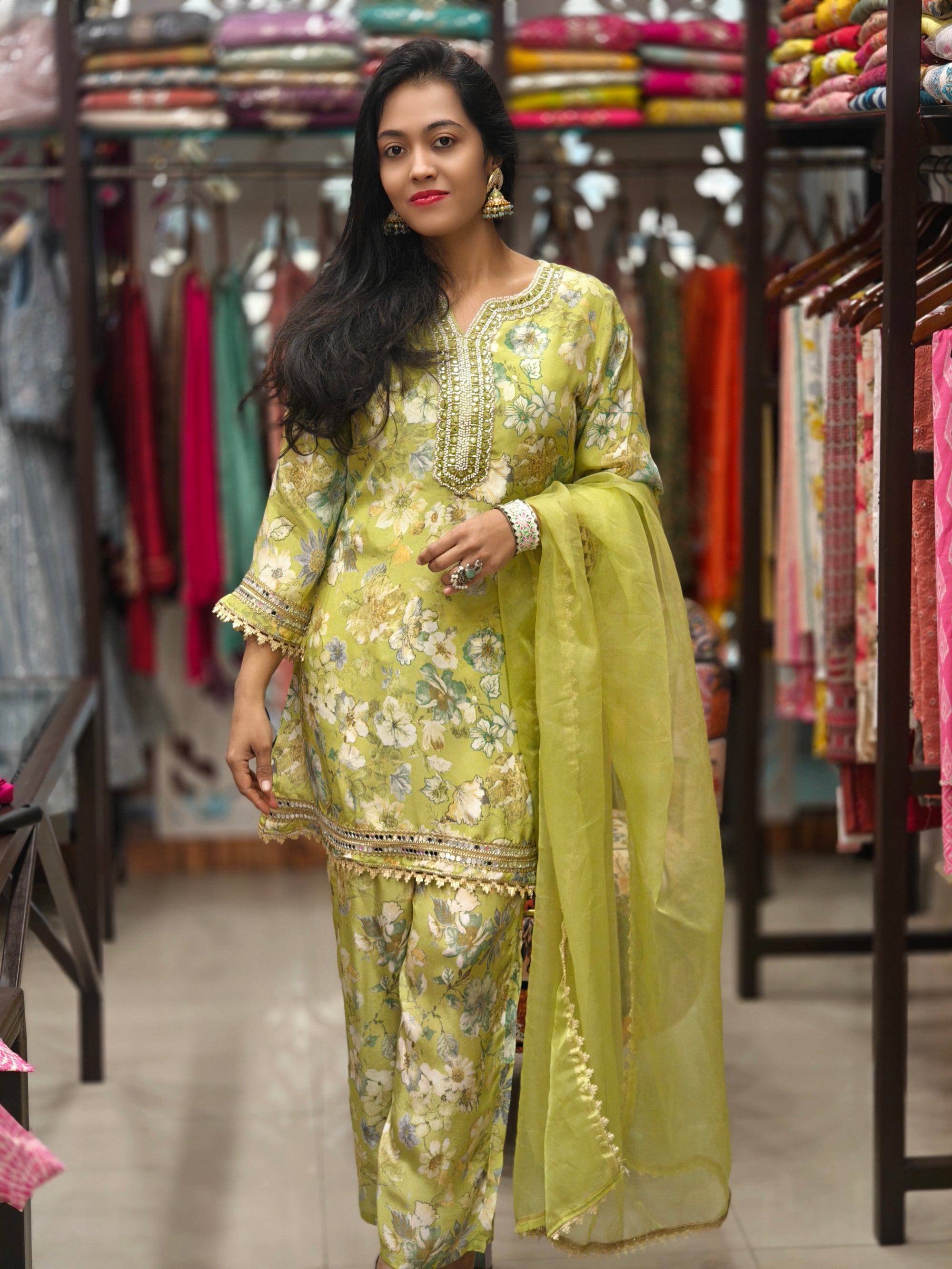 Silk Mid-Length Top with plazo 012409