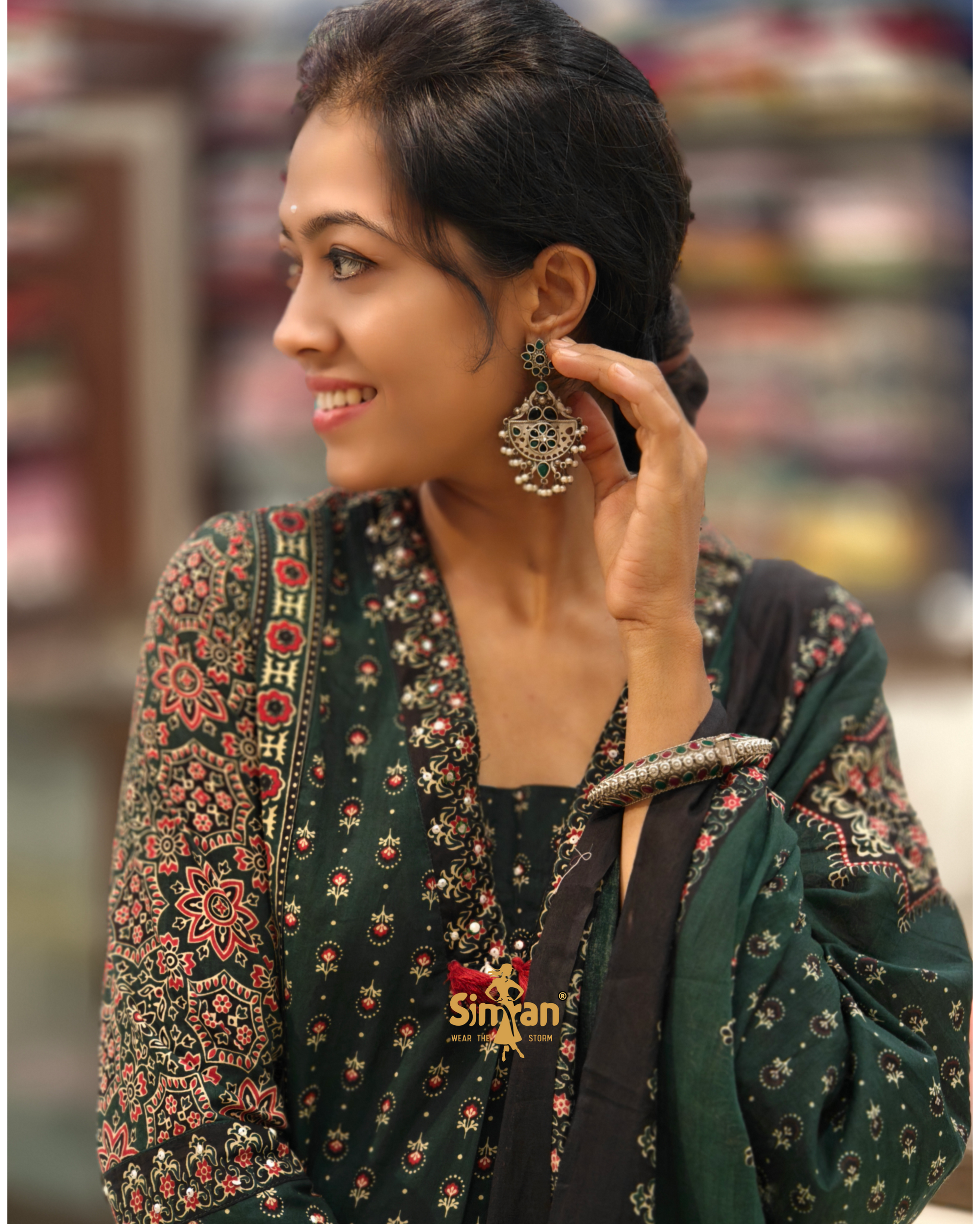 Ajrakh Print Straight Kurti Pant Dupatta Set 014357